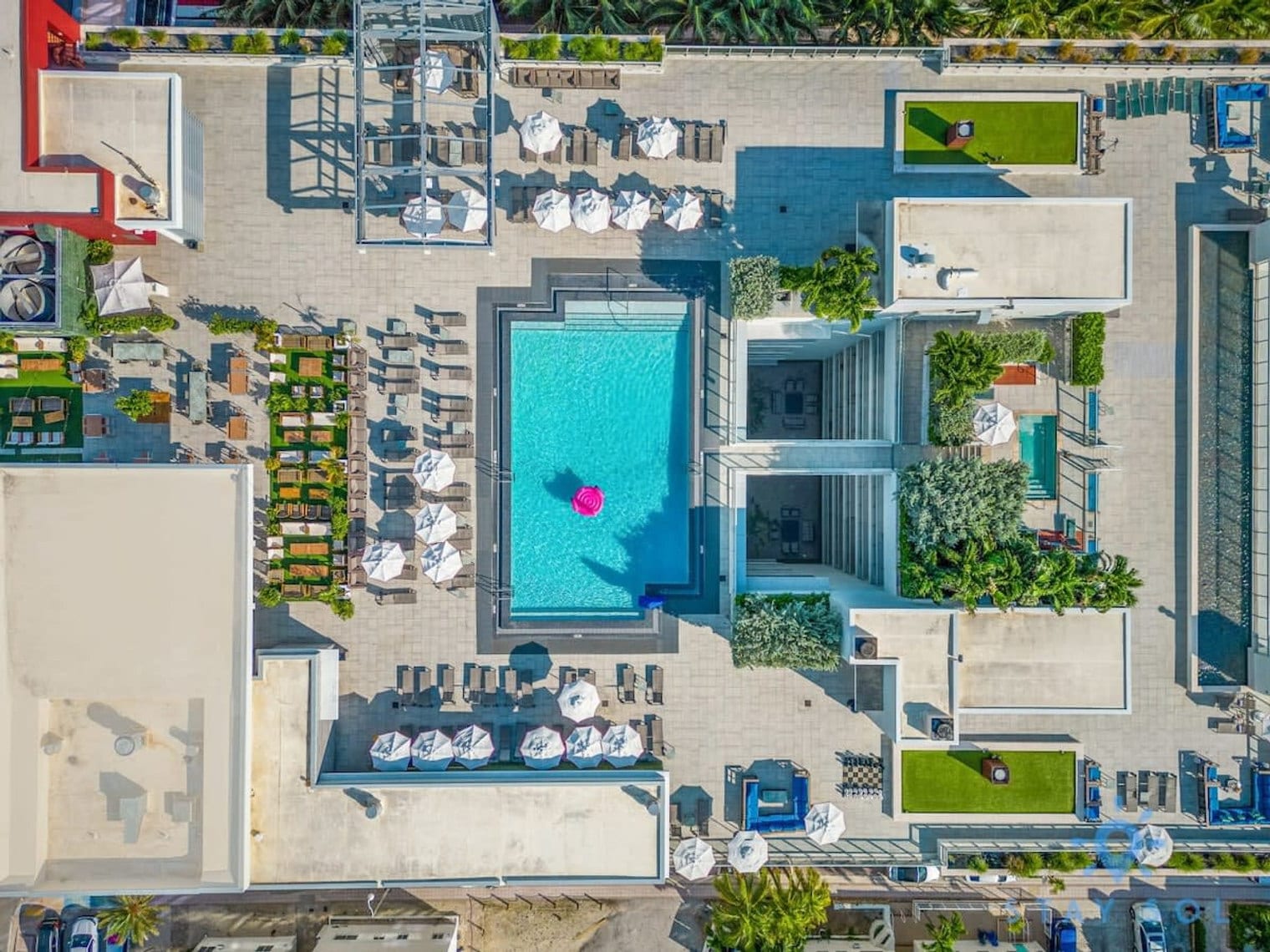 Building Photo - 111 N Ocean Dr