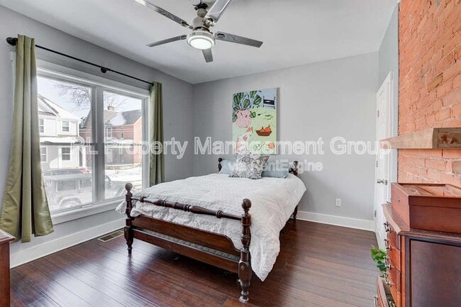 Building Photo - 451 S 22nd St
