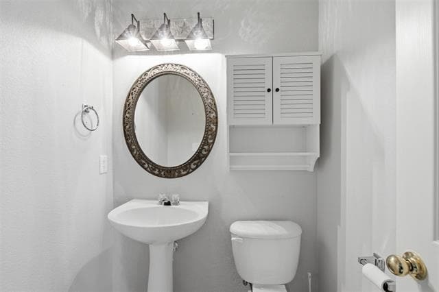 Building Photo - 3207 Warwick Ct