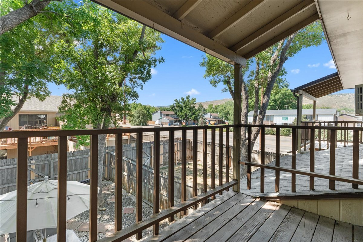 Building Photo - 1736 Palm Dr