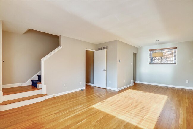 Building Photo - 5834 Jamestown Rd