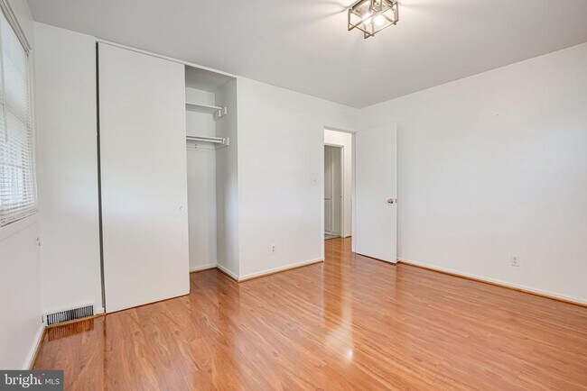 Building Photo - 5924 Cauba Ct