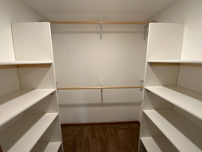 Building Photo - 3566-3568 Prescott Dr