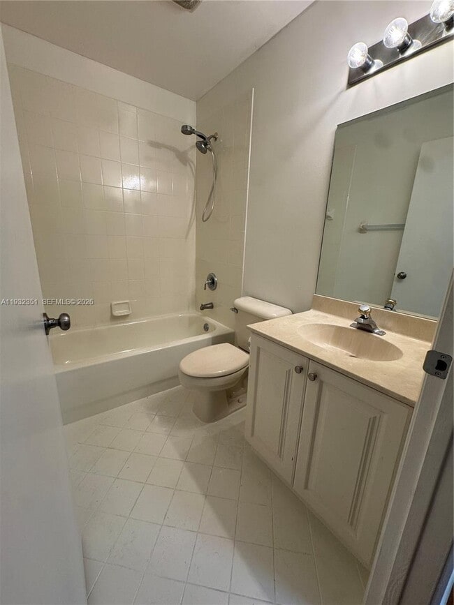 Building Photo - 327 NW 159th Ave