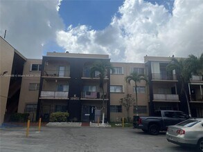 Building Photo - 10851 SW 2nd St