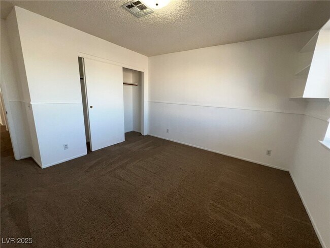 Building Photo - 1908 Misty Glade Dr