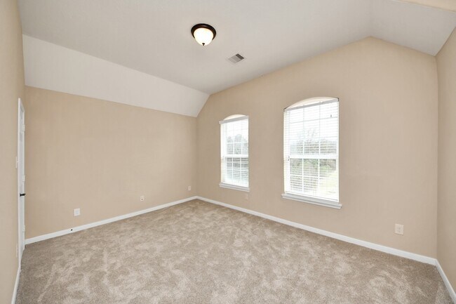 Building Photo - 18006 E Williams Bend Dr