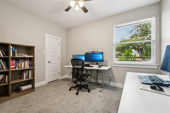 Building Photo - 16601 Malaga Hills Dr