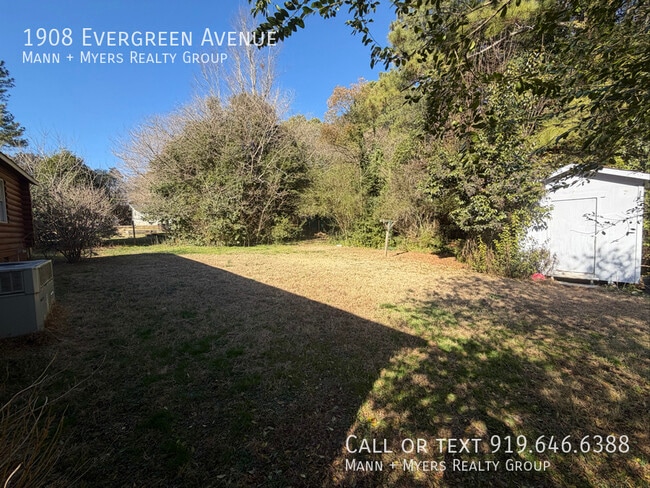 Building Photo - 1908 Evergreen Ave