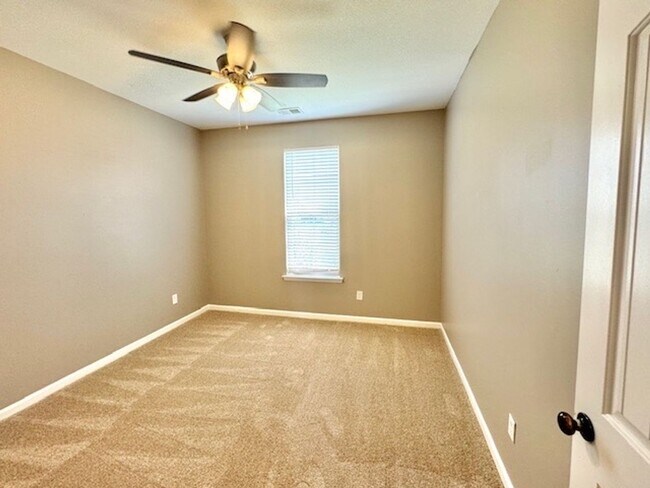 Building Photo - RichardPl4904