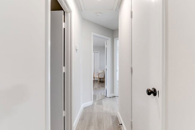 Building Photo - 15909 Dockside Ct