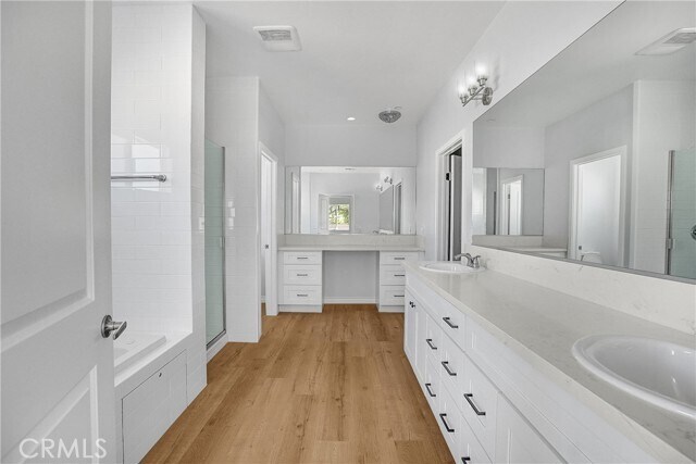 Building Photo - 451 Hervey Ave