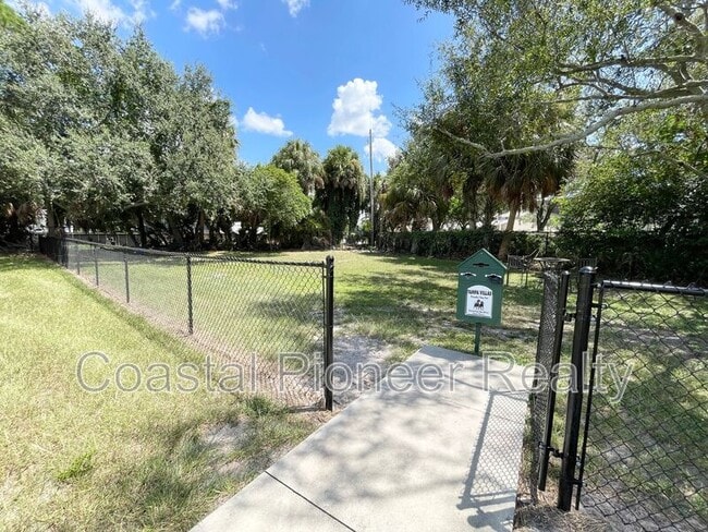 Building Photo - 4226 La Dega Ct