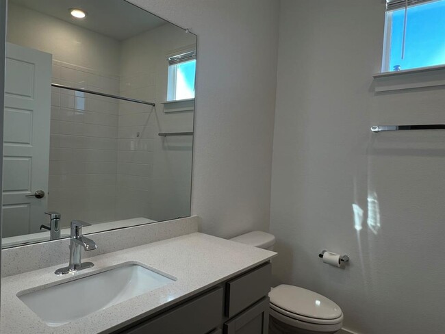 Building Photo - 14213 Cantarra Dr
