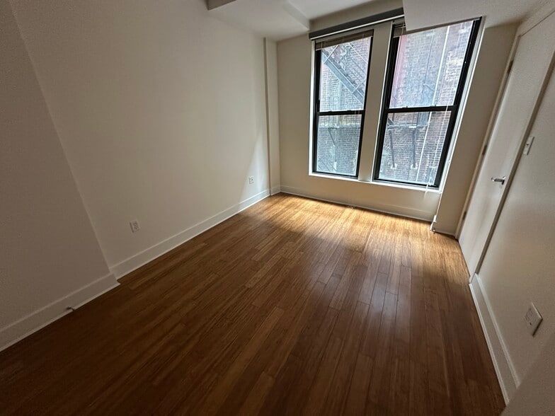 Building Photo - 3 Winter Pl