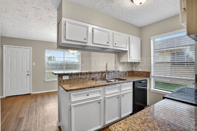 Building Photo - 20021 Cottonglade Ln