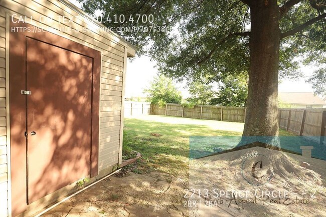 Building Photo - 2213 Spence Cir
