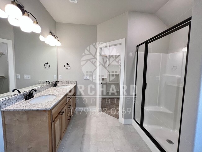 Building Photo - Single Family Home- Well-Sought After Well...
