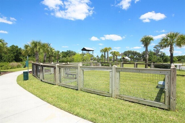 Building Photo - 12003 Theme Alley