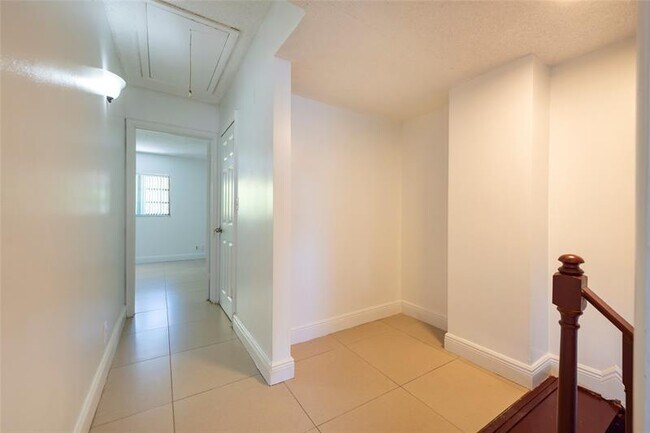 Building Photo - 3150 NW 88th Ave