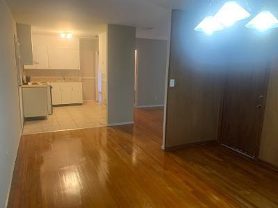 Building Photo - 1411 Greenbrier Dr