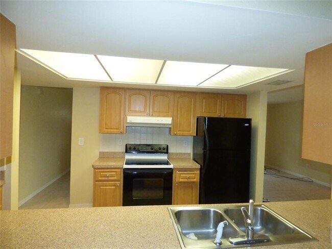 Building Photo - 22221 Little Falls Ave