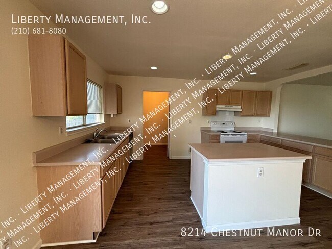 Building Photo - 8214 Chestnut Manor Dr