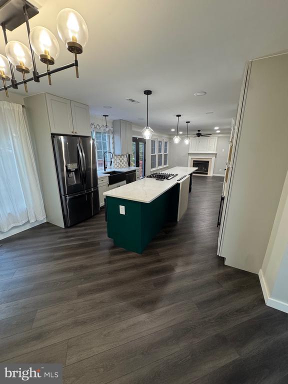 Primary Photo - 8834 Chiswick Ct