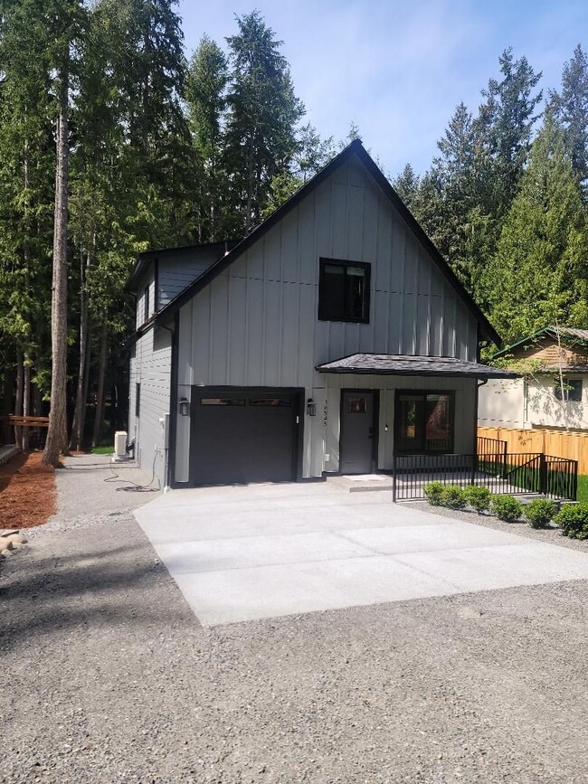 Building Photo - New Construction, Custom Chalet-style Home In Yelm. 3 bedrooms, 2 1/2 baths.