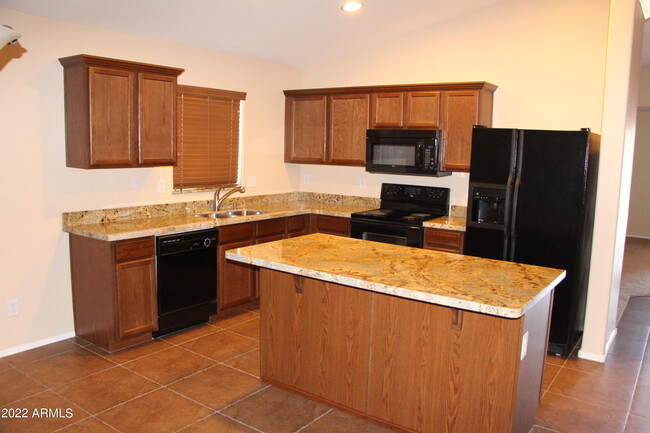 Building Photo - 12026 W Melinda Ln
