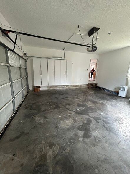 Building Photo - 124 Levi Dr