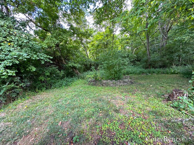 Building Photo - 416 High St