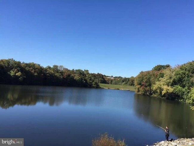 Building Photo - 576 Orchard Ridge Dr