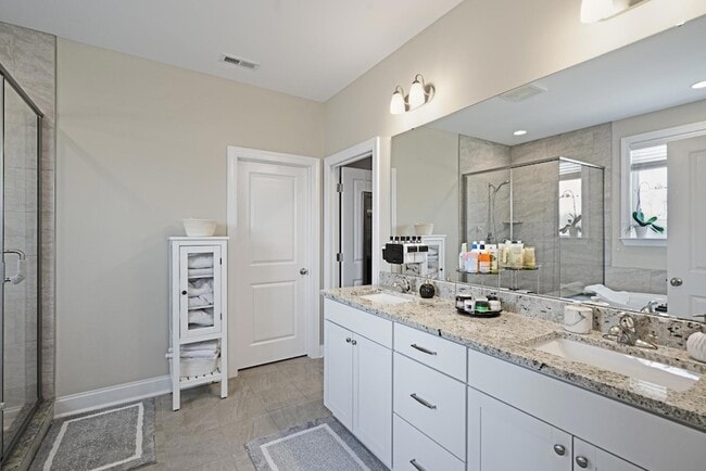 Building Photo - 2873 Angelica Rose Way