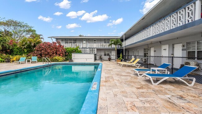 Building Photo - 626 SW 14th Ave