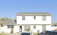 Building Photo - 98 Farmedge Rd
