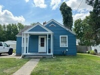Building Photo - Inviting 2 Bed/1 Bath House!