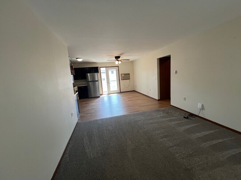 Building Photo - 219 4th Ave