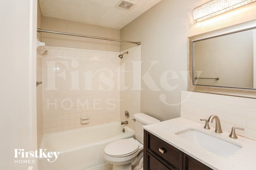 Building Photo - 506 Brookside Ave