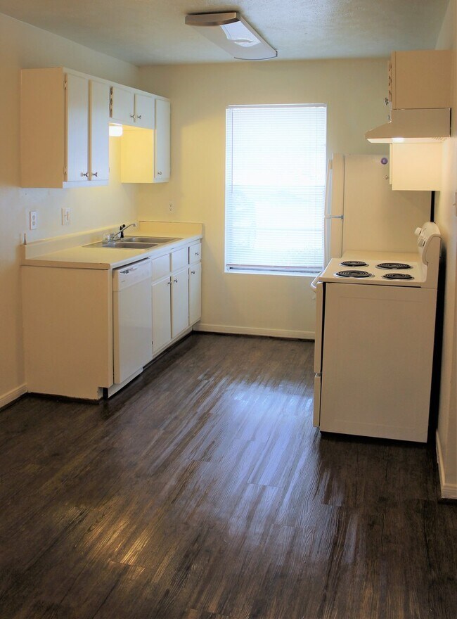 Building Photo - 3608WE