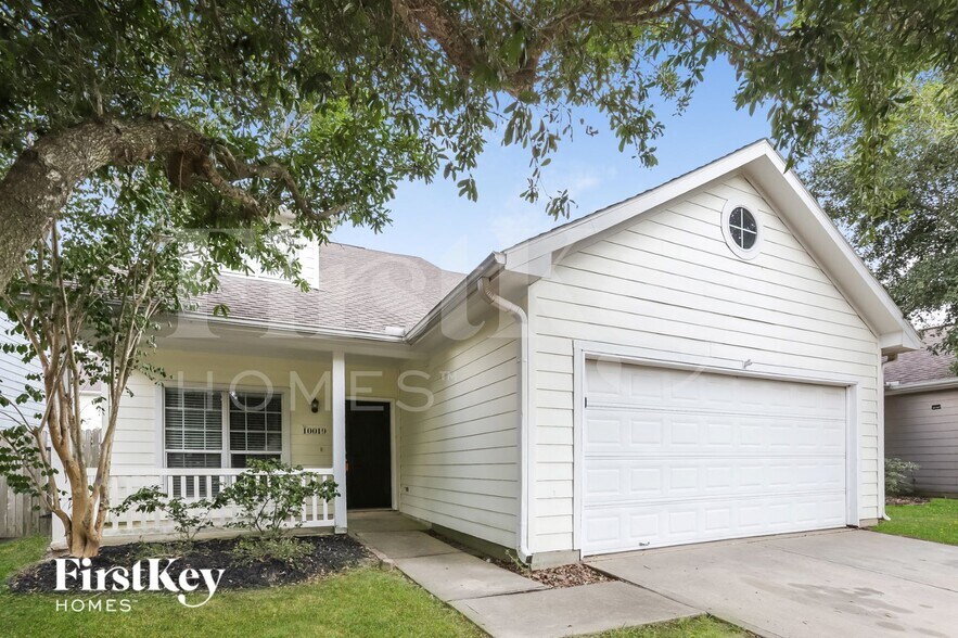 Building Photo - 10019 Sweet Nectar Ln