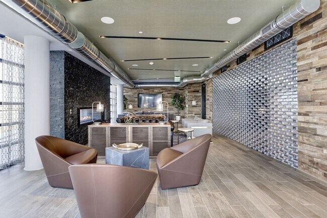 Building Photo - One Month Free For A Lease Start by 8/3! 6...