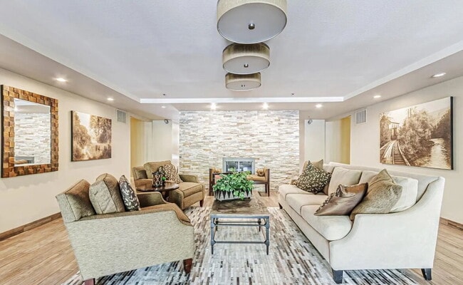 Building Photo - Welcome to your own "Four Seasons Resort" ...