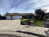 Building Photo - 540 W Birch Ct