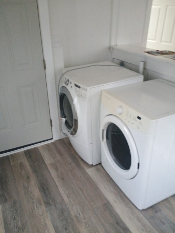 Building Photo - 926 Dayton Ave