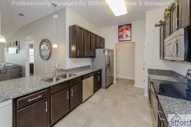Building Photo - Well Maintained 2BR/2BA St. Augustine Luxury Condo w/ Garage