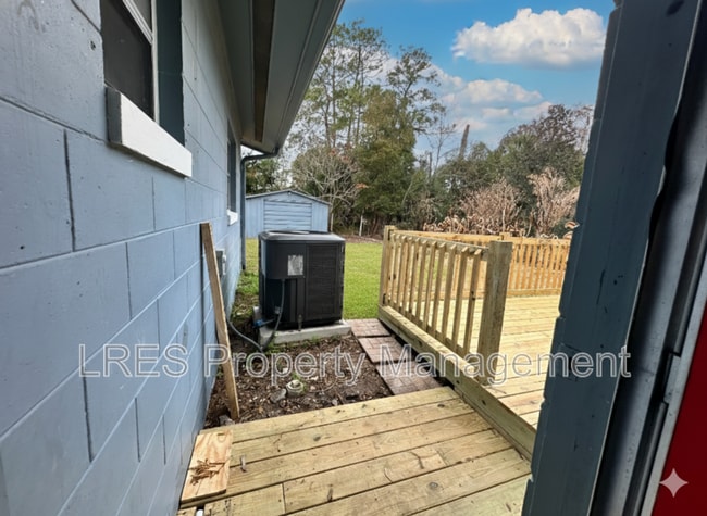 Building Photo - 37019 Pine Meadows Ln