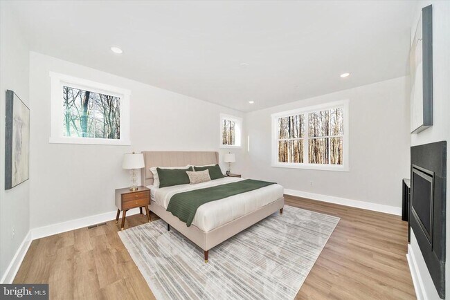 Building Photo - 204 3 Rivers Rd