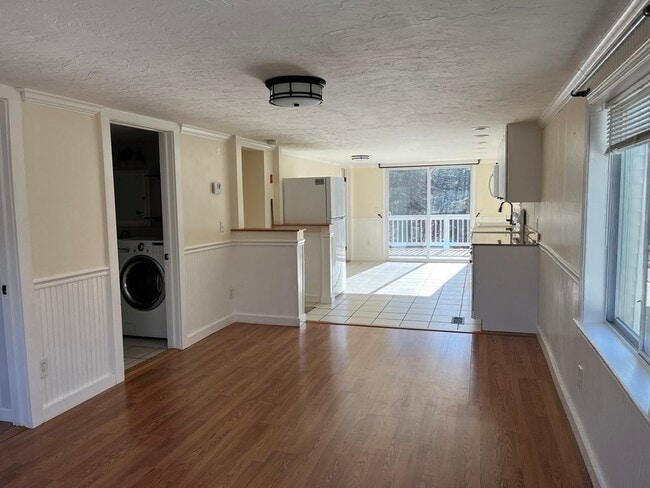 Building Photo - 49 Hayden Pond Rd