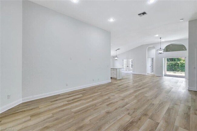 Building Photo - 7052 Timberland Cir